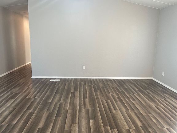 3rd image of 10417 Wheatland Dr