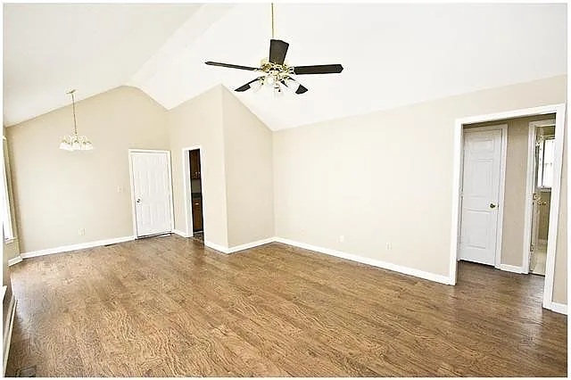 Building Photo - 1770 Crestview Dr