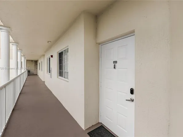 10710 NW 66th St APT 404, Doral, FL 33178