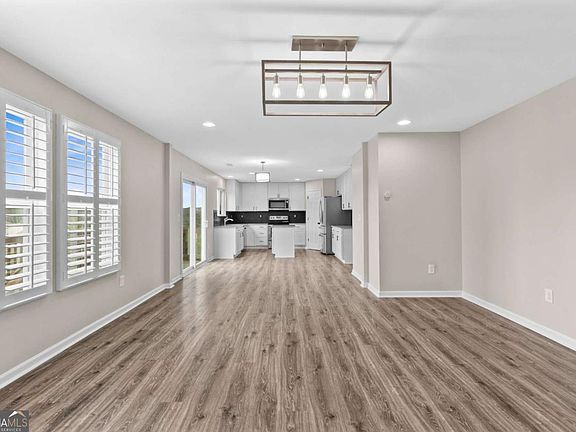 5th image of 1478 Willow Grove Rd