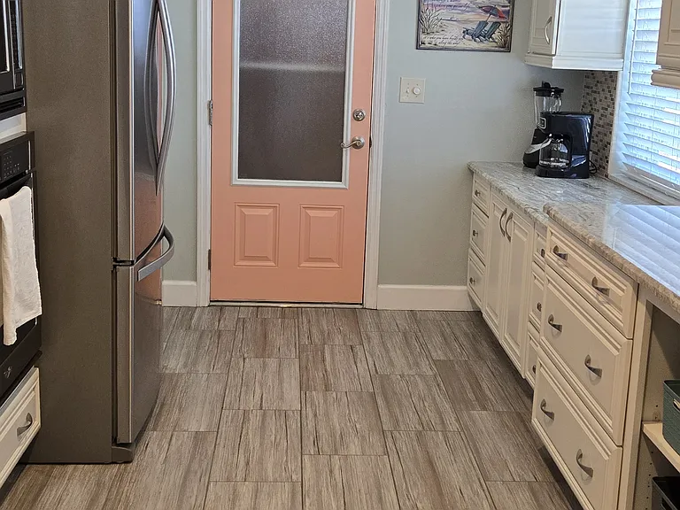 1801 El Rio Dr — Photo 11