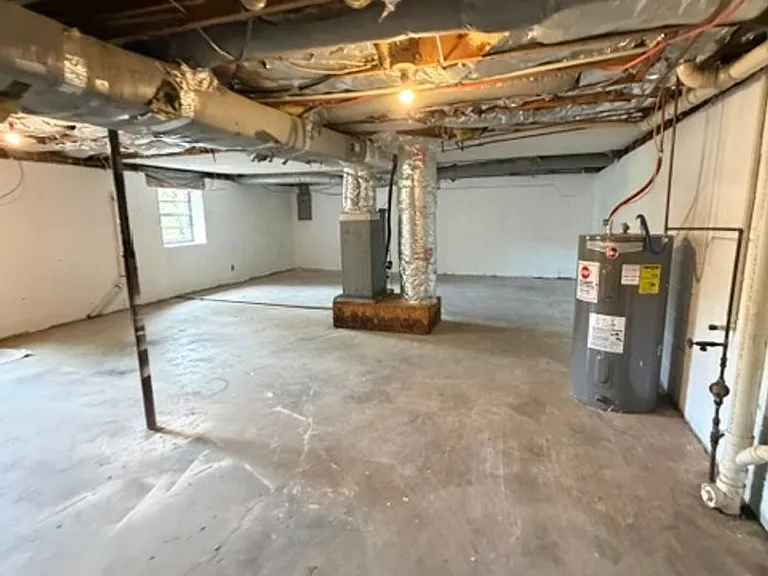 2340 Hines Valley Rd — Photo 17