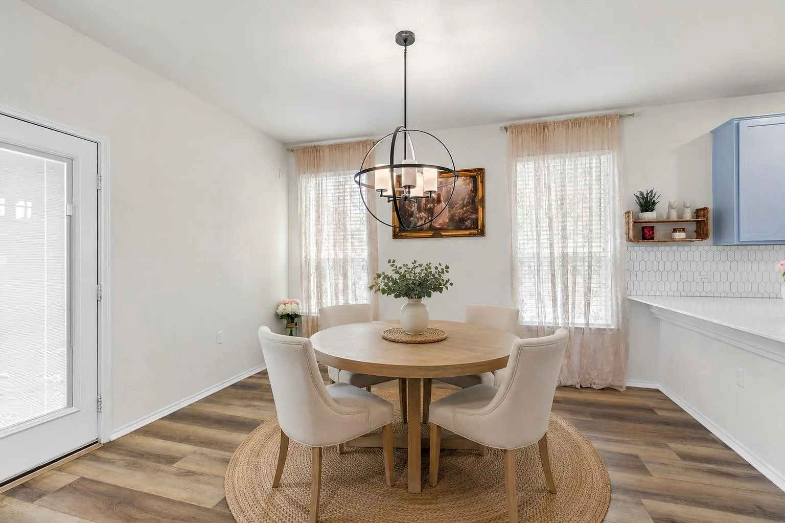 4 bed, 3.0 bath, 2255 sqft, $2,399 — Photo 4