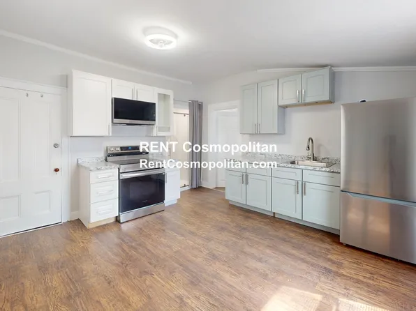 111 Boston Ave #B, Medford, MA 02155