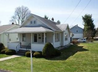 28 Grove Ave, Latham, NY 12110