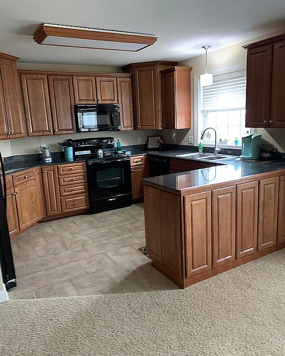 1st image of 711 16th Ave Unit 303