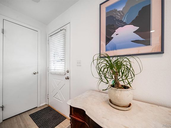 4th image of 8070 Greenwood Court
