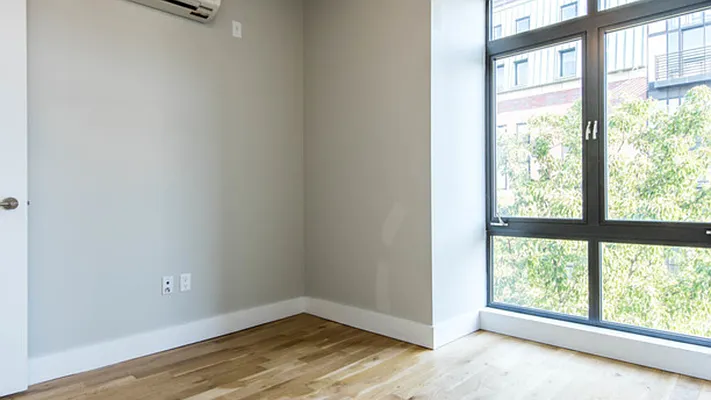 Rented by Nooklyn NYC LLC | media 44