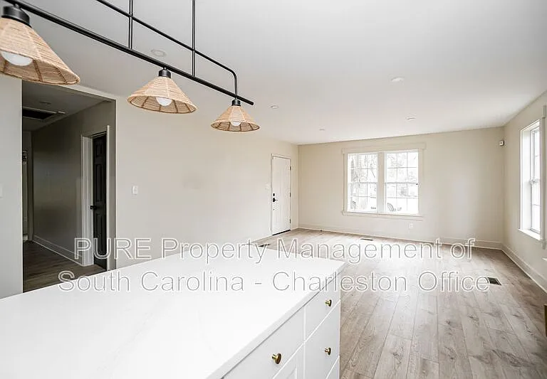 2679 Oregon Ave — Photo 27