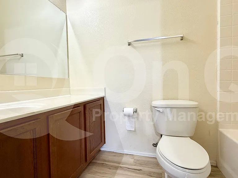 2725 E Mine Creek Rd #1085 — Photo 13