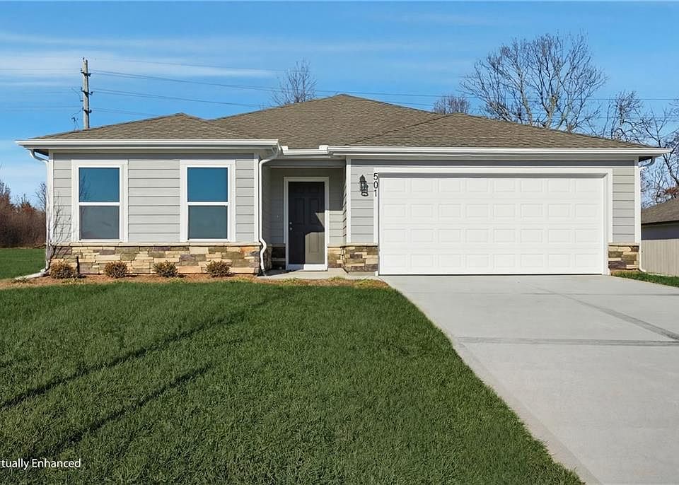 1st image of 501 SE Nelson Dr