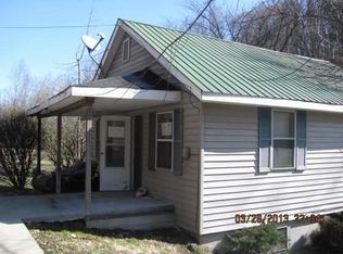 3742 Roberts Dr, Ashland, KY 41102