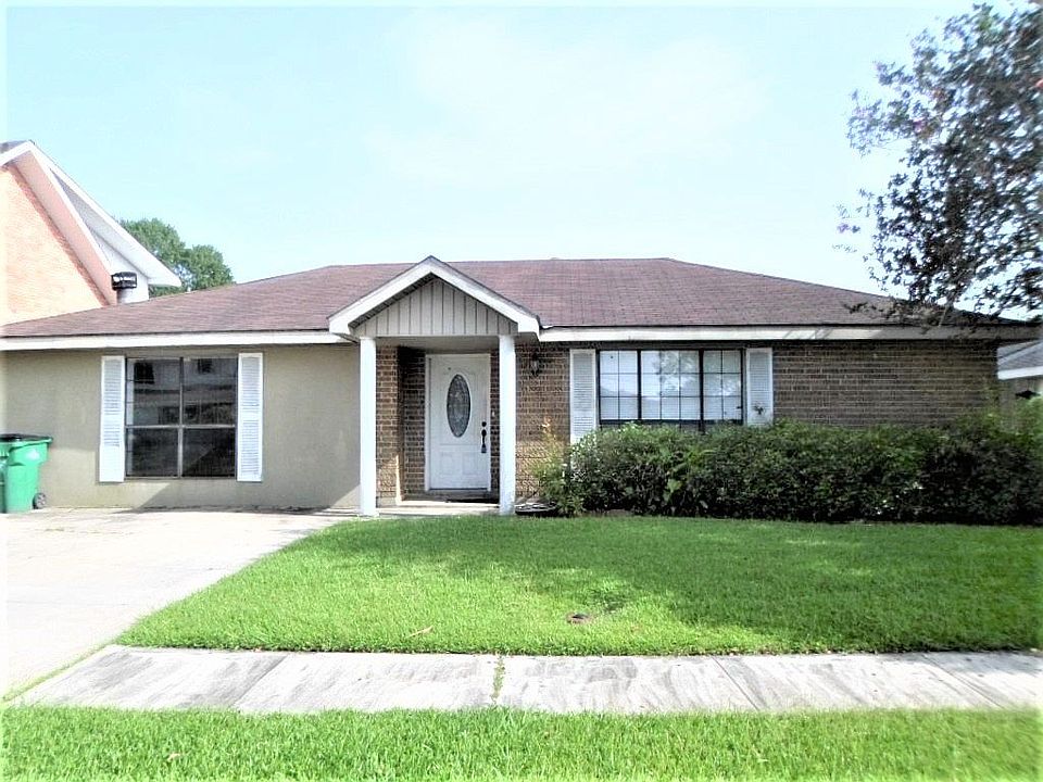 1st image of 1612 Chatsworth Dr