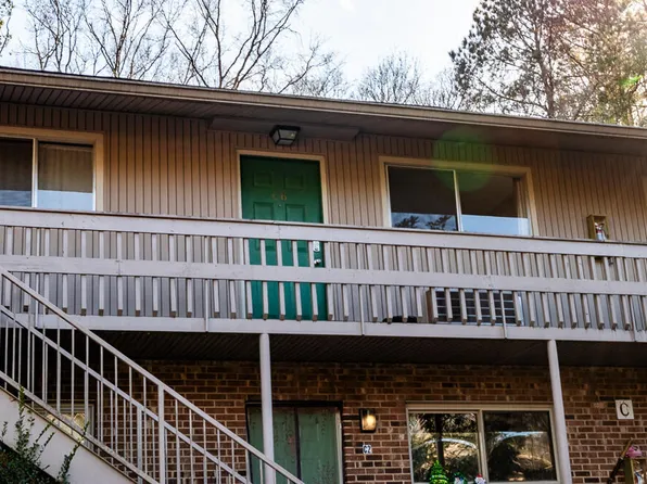 6 Shepherd Ln, Chapel Hill, NC 27514