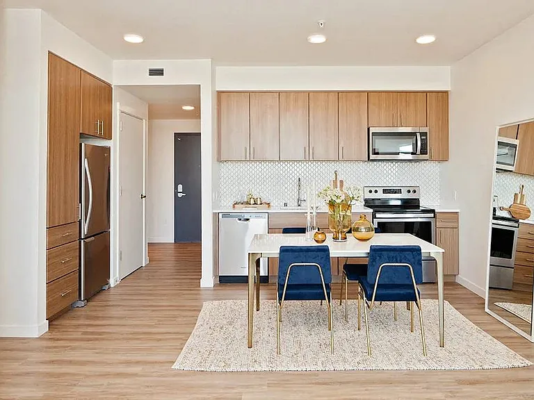 RiverWest Apartments — Photo 10