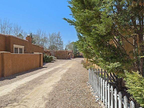 5th image of 480 San Antonio #D F