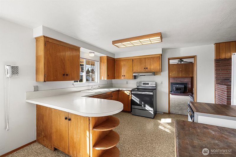 2nd image of 243 Carter Street