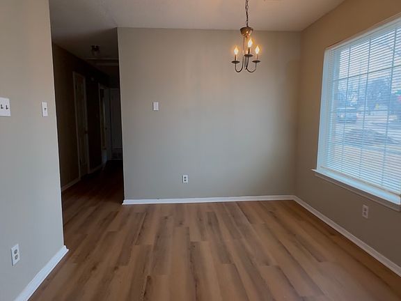 5th image of 4436 Forrest Valley Dr