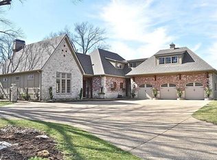 171 Ambleside Ln, Saint Louis, MO 63141