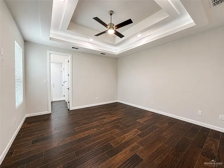 2507 Zinnia St — Photo 11