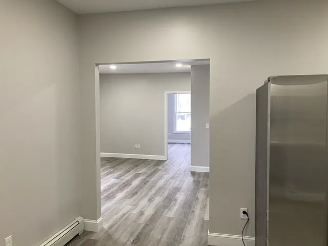 3 bed, $1,950 — Photo 3