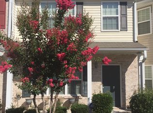 6425 Capitol Knl, Fairburn, GA 30213