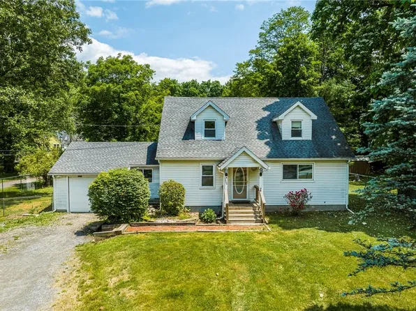 1604 Route 9g, Hyde Park, NY 12538