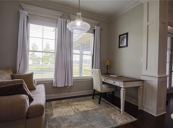4th image of 6102 Myrtle Bay Way