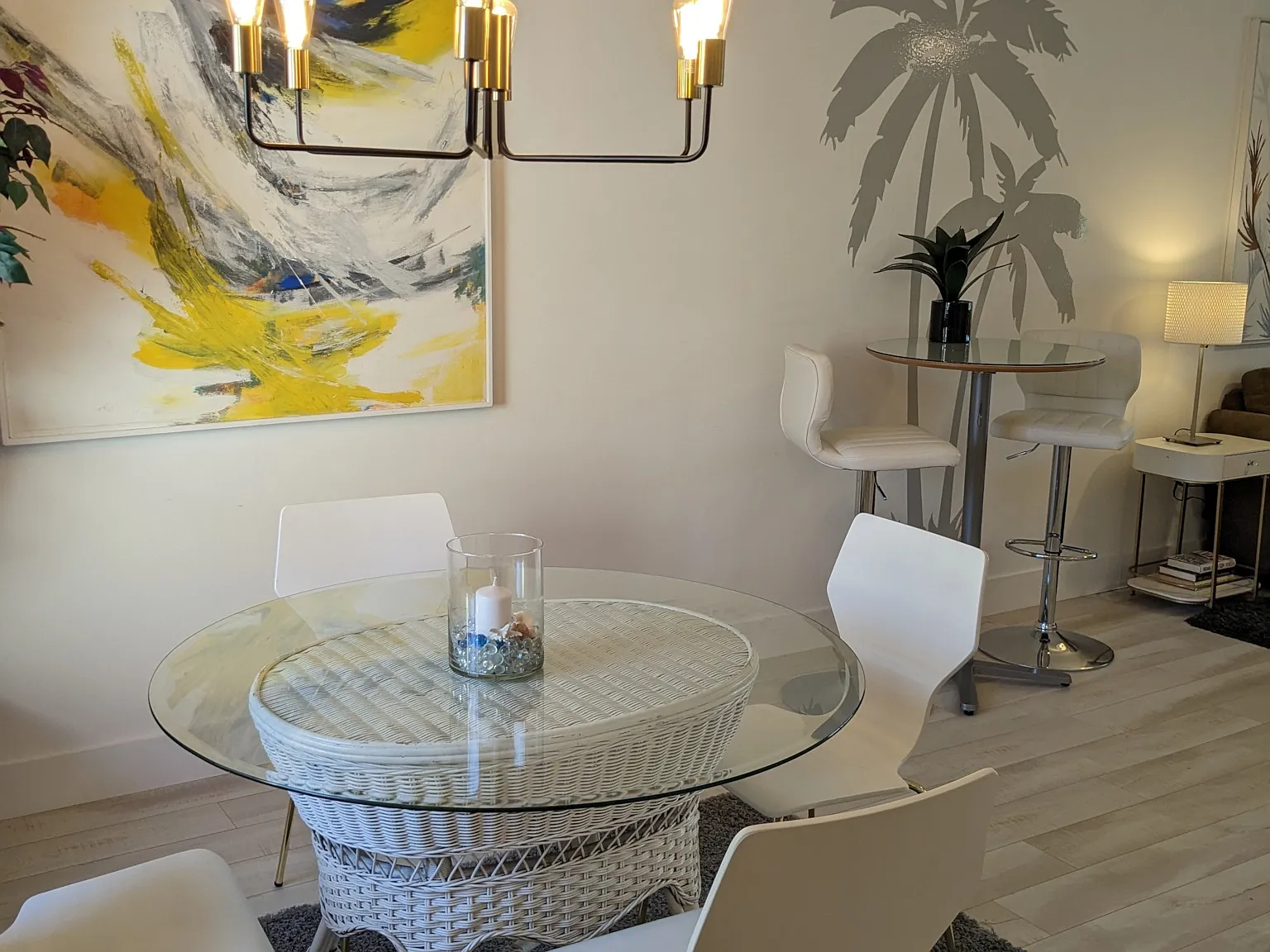 1 bed, 884 sqft, $1,800 — Photo 2