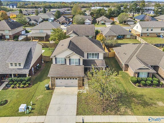 3rd image of 305 Saddlegate Dr NW