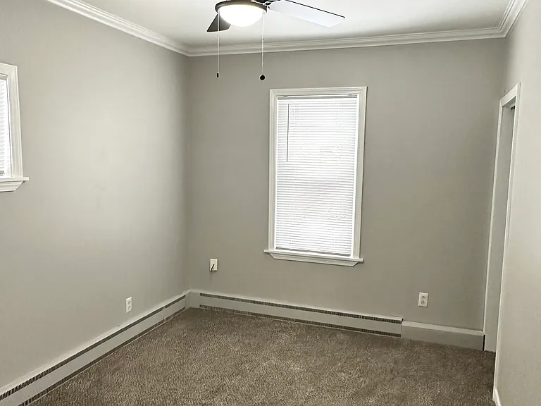22800 Cottage Dr — Photo 6