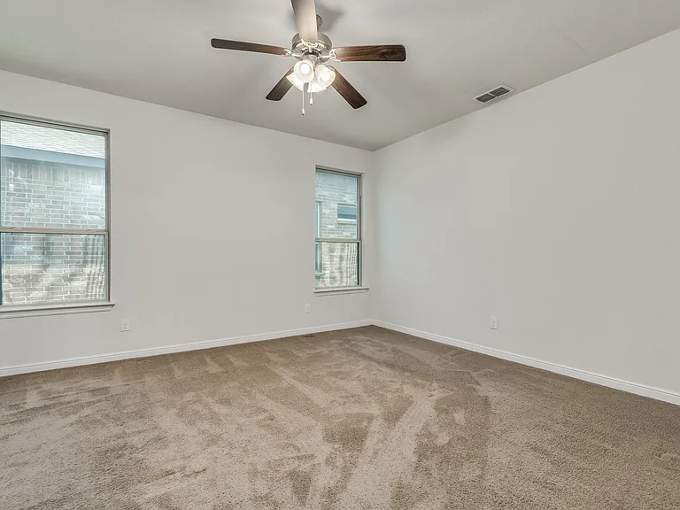 9921 Wynndel Trl — Photo 12