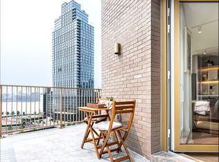 85 Quay St #602, Brooklyn, NY 11222