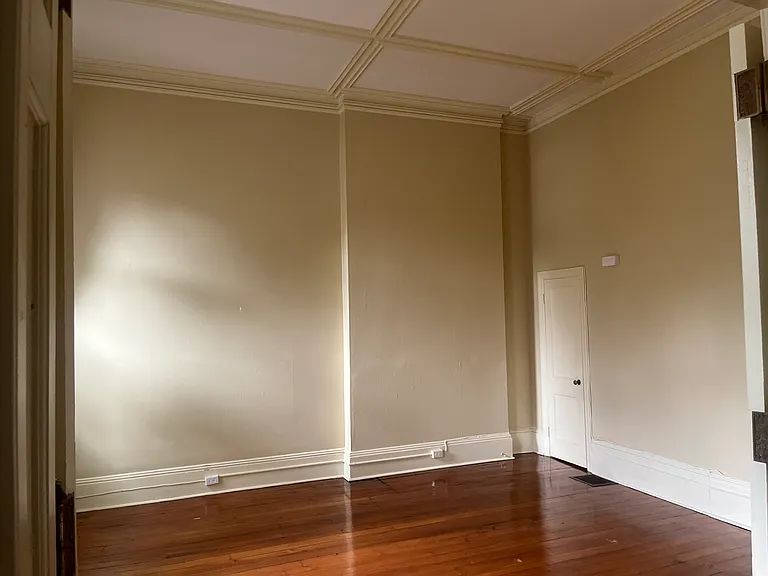 300 State St #4 — Photo 3