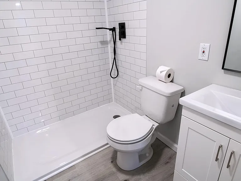 1020 Ash St #1020 — Photo 7