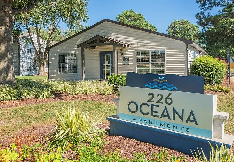 226 Oceana — Photo 19