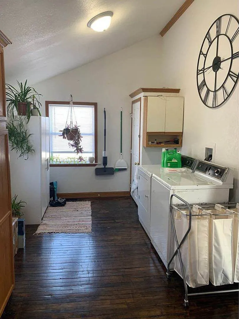 2 Bed 1.5 Bath Home for RENT in La Porte City — Photo 3