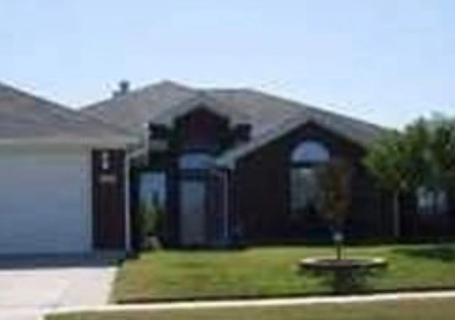 WOW! 3 bed plus multiple flex rooms and double side fireplace! — Photo 1