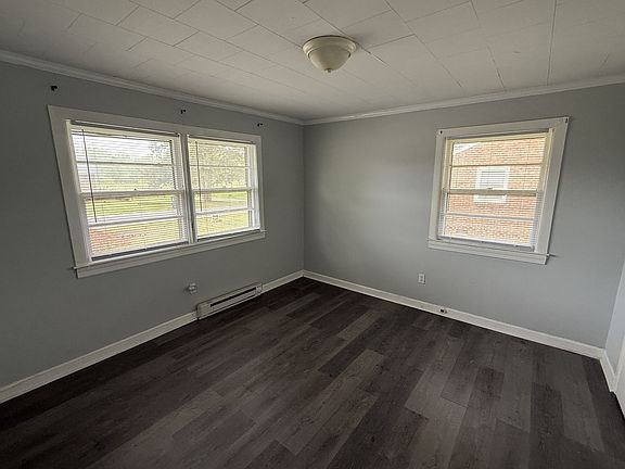 4th image of 4142 Corbett Cir #B