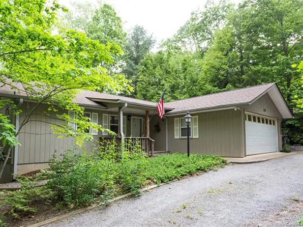 114 Kanawha Dr, Black Mountain, NC 28711