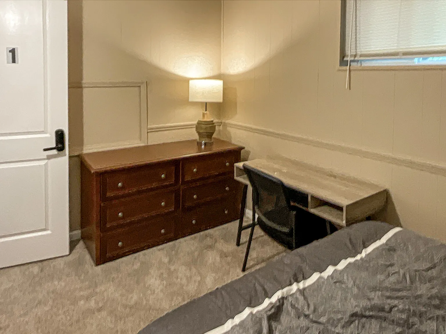 4 bed, 3.0 bath, 1554 sqft, $711 — Photo 2