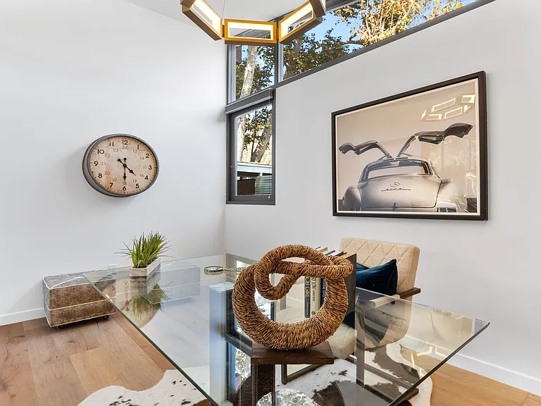 6225 Frondosa Dr — Photo 10
