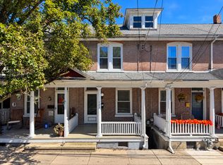 127 N Liberty St, Lititz, PA 17543