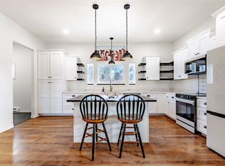 115 4th Ave SW, Choteau, MT 59422