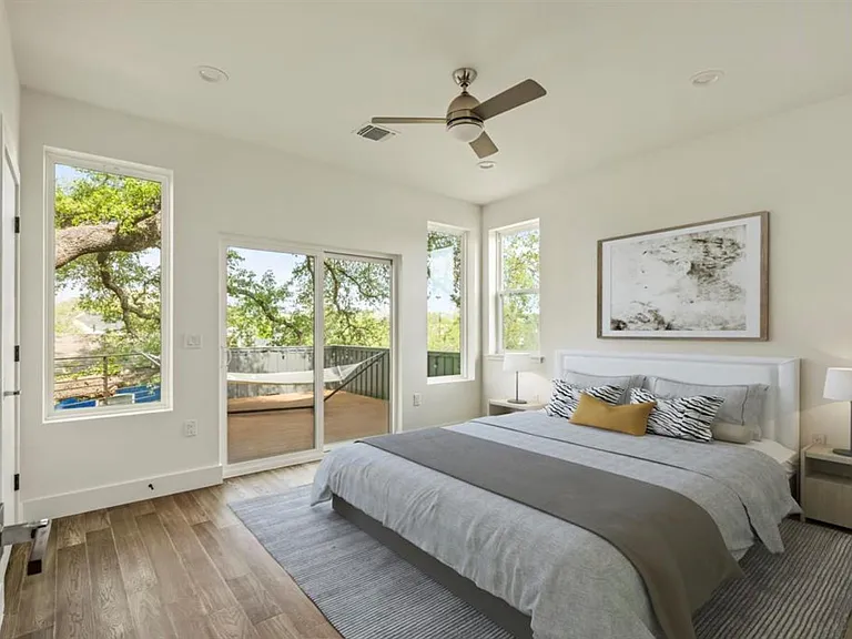 4400 Mount Vernon Dr #B — Photo 12