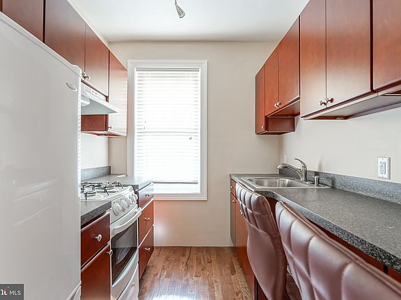 2nd image of 2221 Frankford Ave
