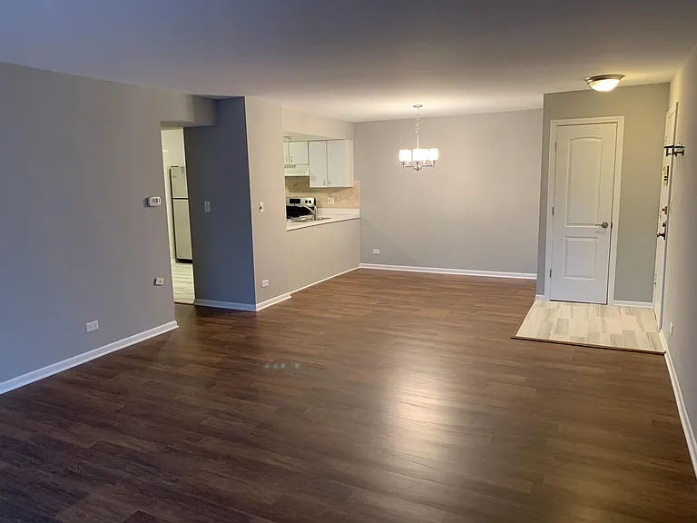 4608 Euclid Ave #1C — Photo 6