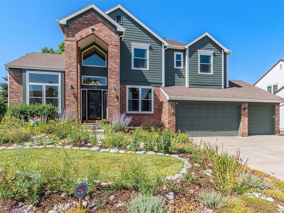 1st image of 752 Hughes Lane