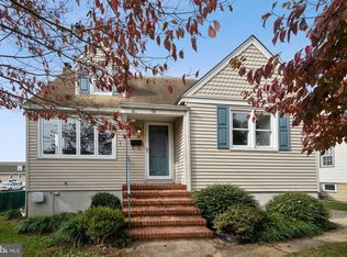14 N Clinton Ave, Maple Shade, NJ 08052