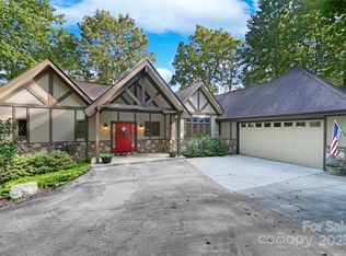 174 Echota Ln, Brevard, NC 28712